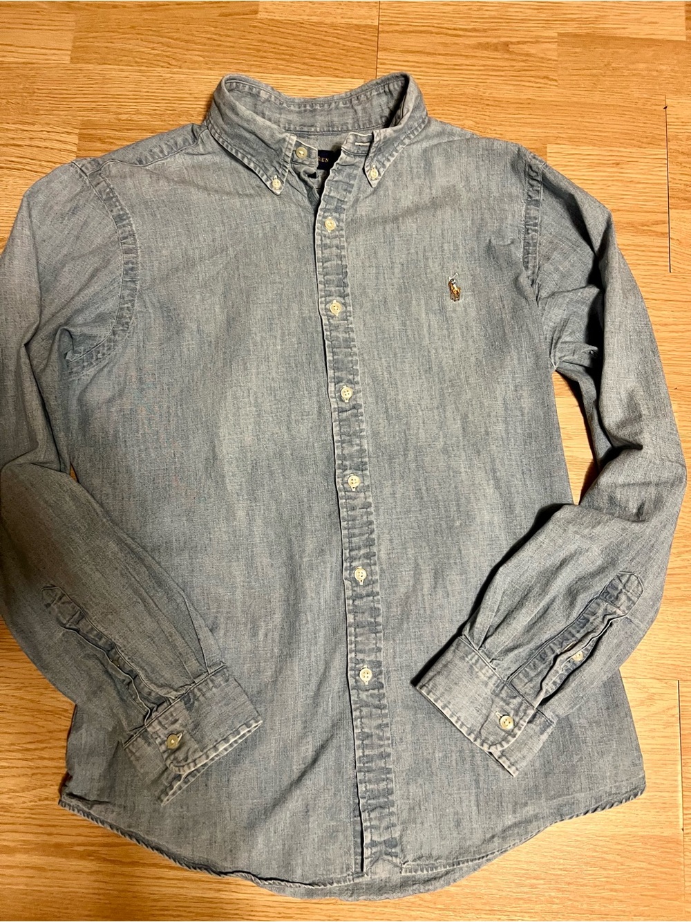 Ralph Lauren light blue cotton chambray button-down shirt. Size large slim fit